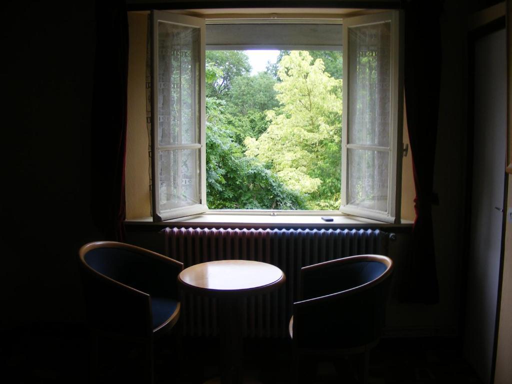 Les Lilas Des Deux Ponts Deux Rivieres Room photo
